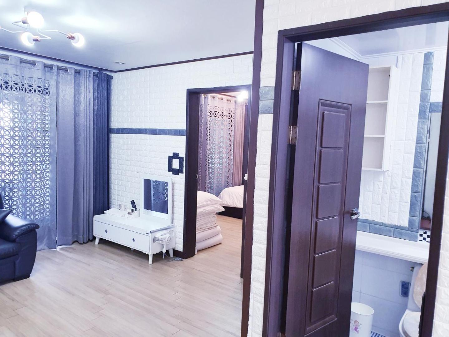 Pureun Jeju Pension Сеогвипо Стая снимка