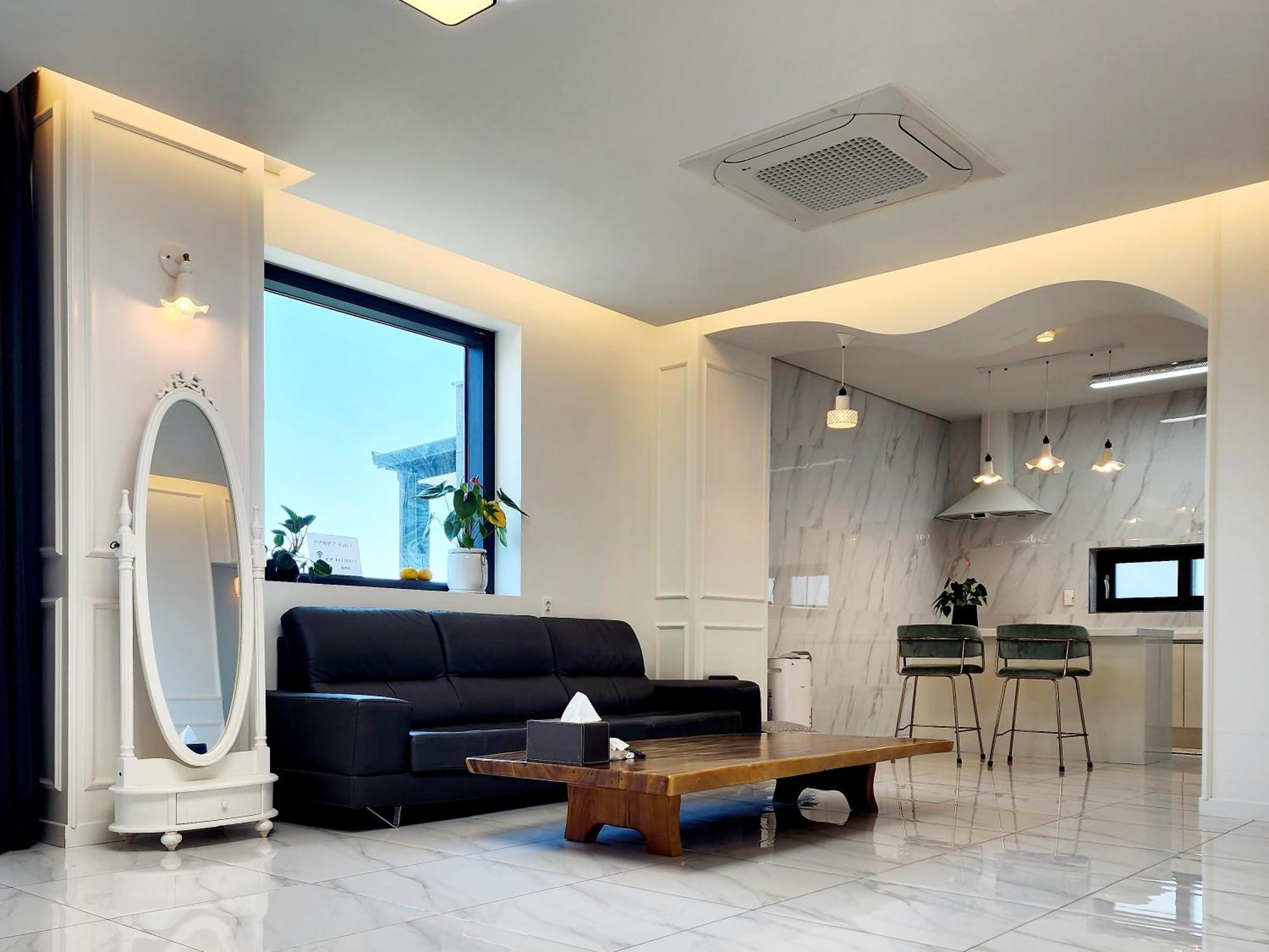 Pureun Jeju Pension Сеогвипо Екстериор снимка