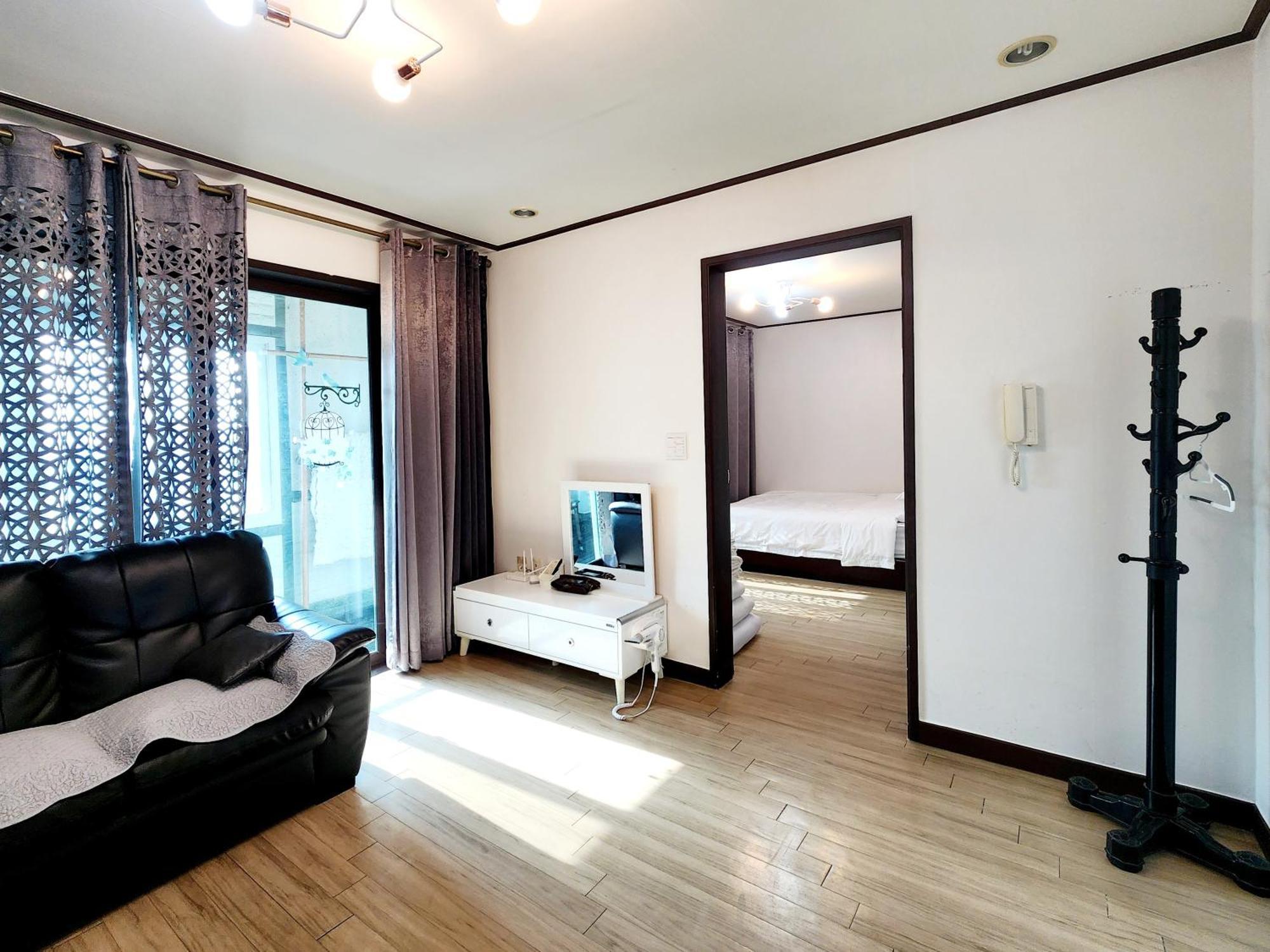 Pureun Jeju Pension Сеогвипо Екстериор снимка