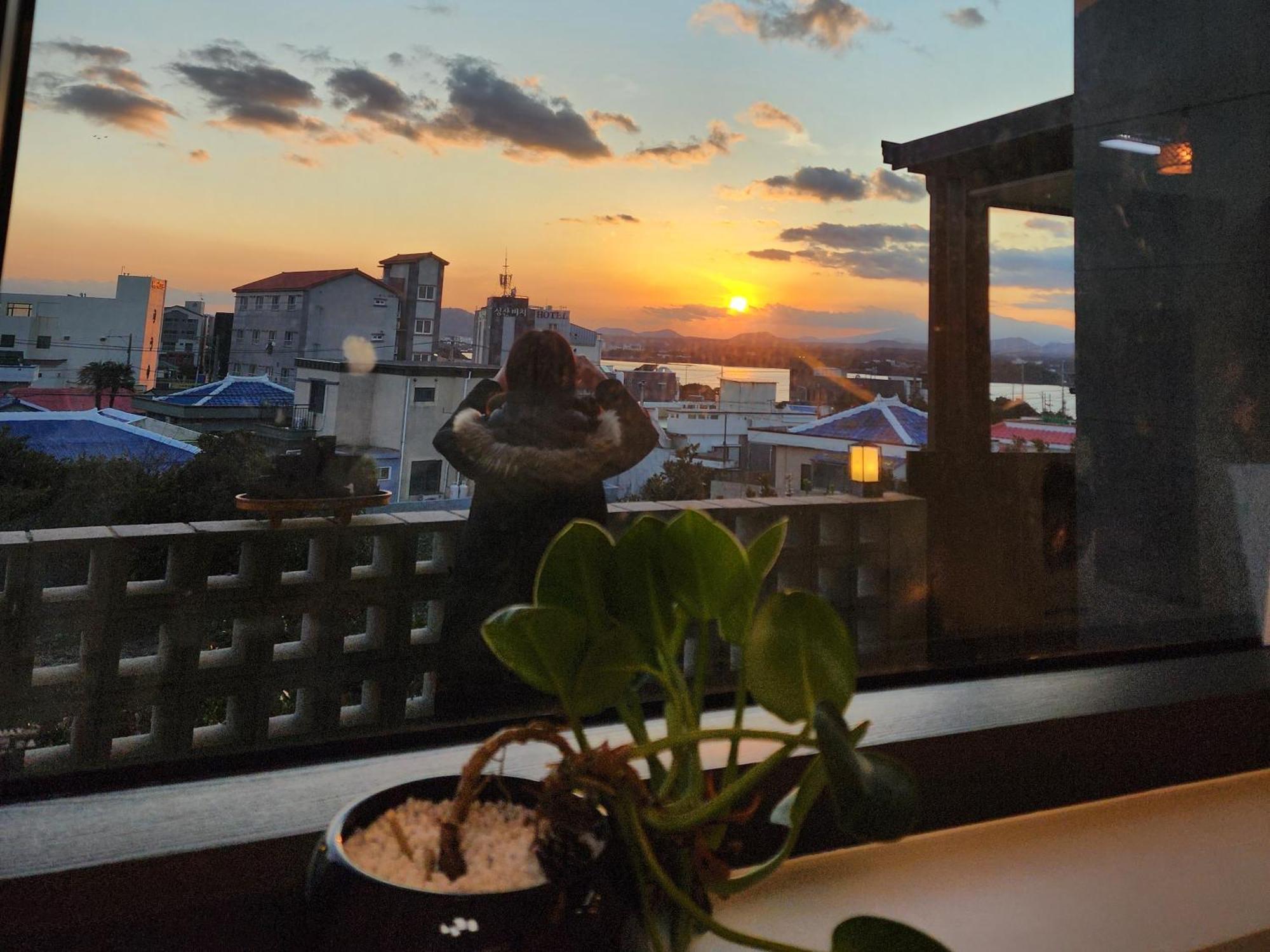 Pureun Jeju Pension Сеогвипо Екстериор снимка