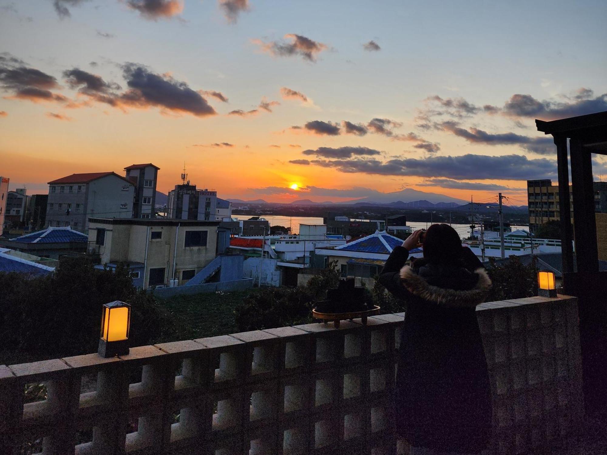 Pureun Jeju Pension Сеогвипо Екстериор снимка