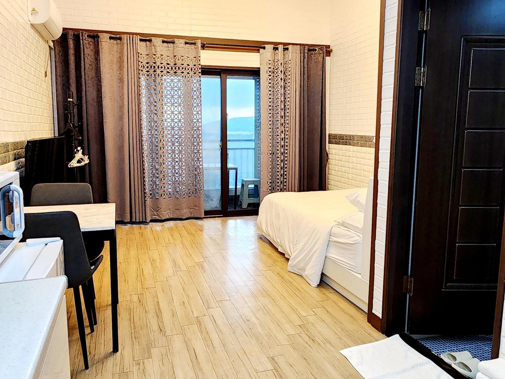 Pureun Jeju Pension Сеогвипо Екстериор снимка