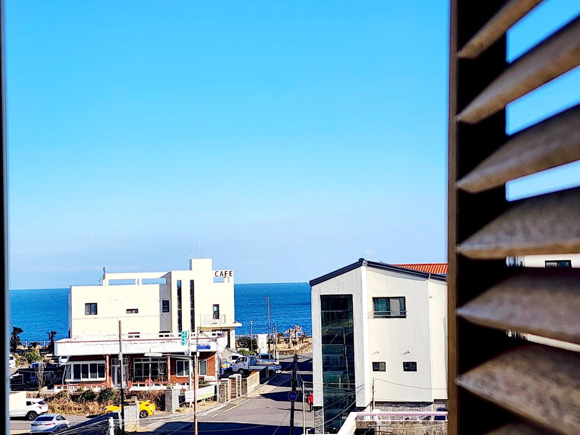 Pureun Jeju Pension Сеогвипо Екстериор снимка